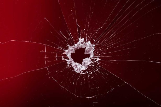 APOPSEIS&KRISEIS - red-background-with-broken-glass-effect.jpg